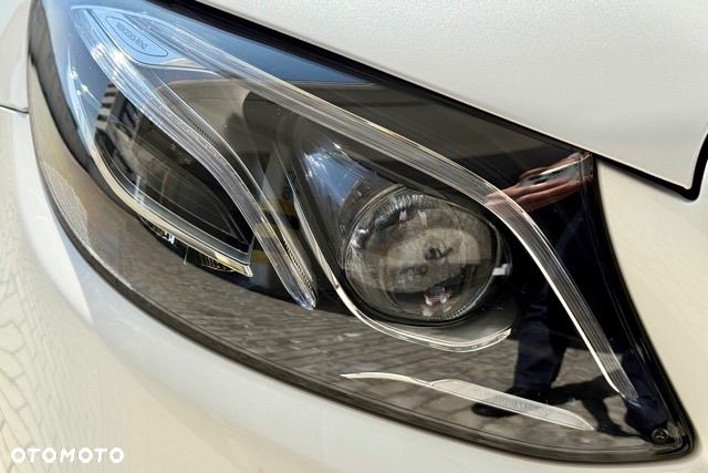 Mercedes-Benz Klasa E 400 4-Matic 9G-TRONIC - 6