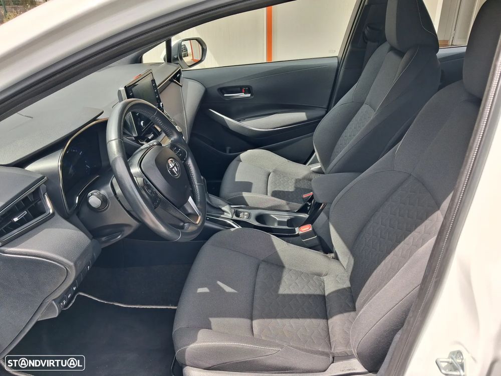 Toyota Corolla 1.8 Hybrid Exclusive - 15
