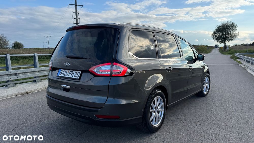 Ford Galaxy 2.0 EcoBlue Twin-Turbo Titanium - 5