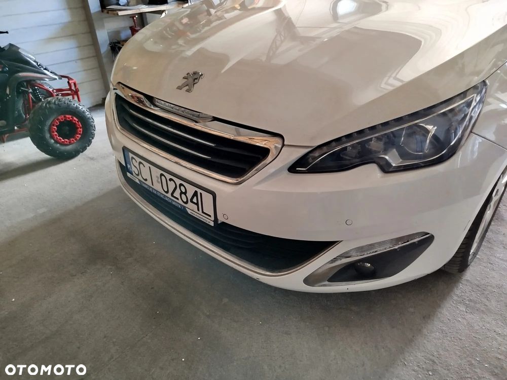 Peugeot 308 SW 1.6 BlueHDi Active S&S - 16