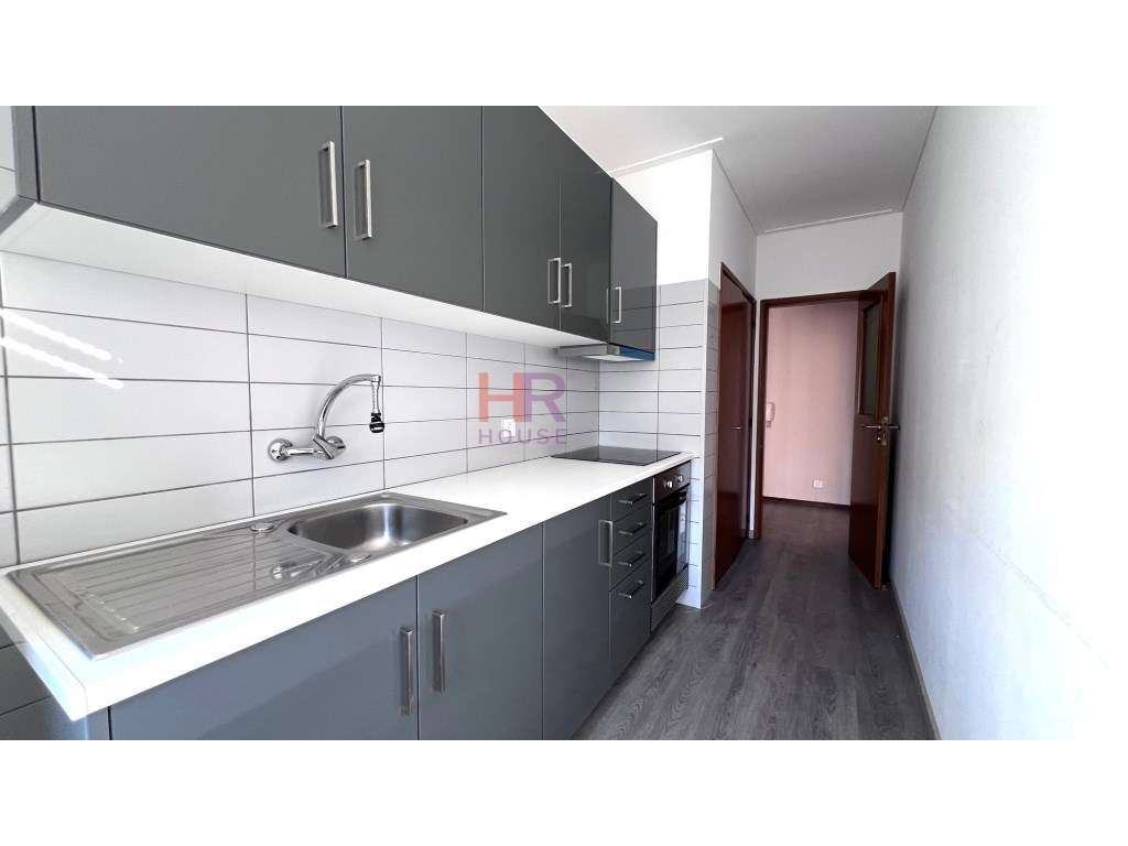 Arrenda-se T1+1 Rua do Brasil - a 200m2 do estádio cidade de Coimbra - Grande imagem: 5/15