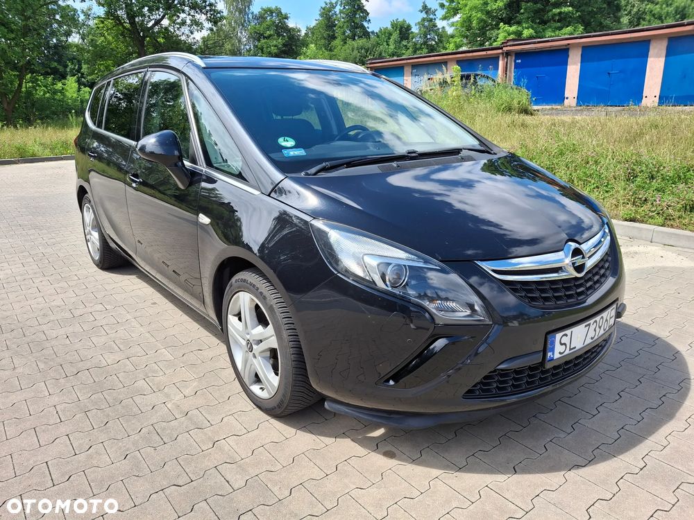 Opel Zafira - 1