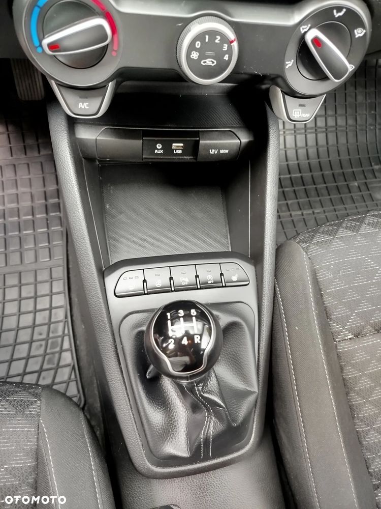 Kia Rio 1.2 M - 12