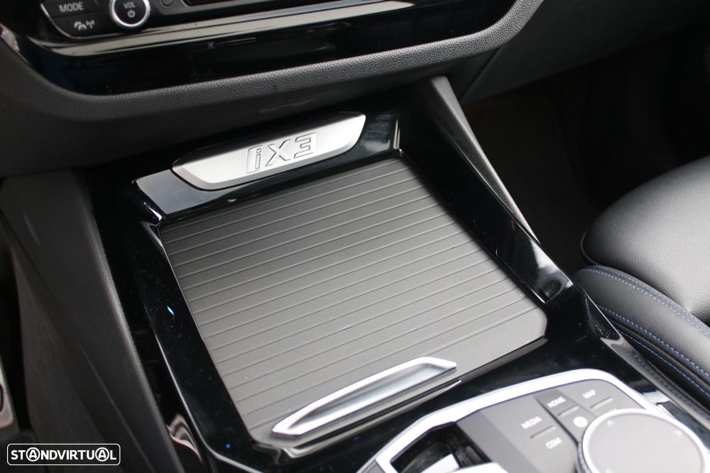 BMW iX3 M Sport Impressive - 24