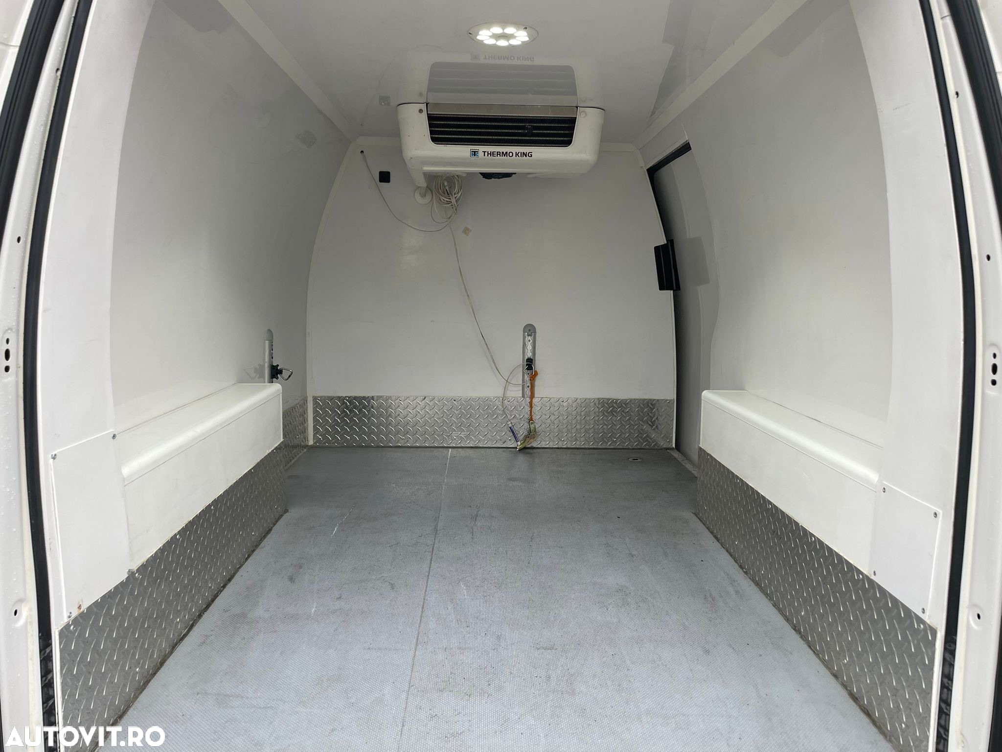 Volkswagen Caddy FRIGORIFIC MAXI - 4