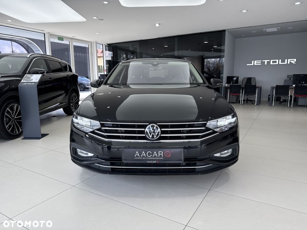 Volkswagen Passat - 7