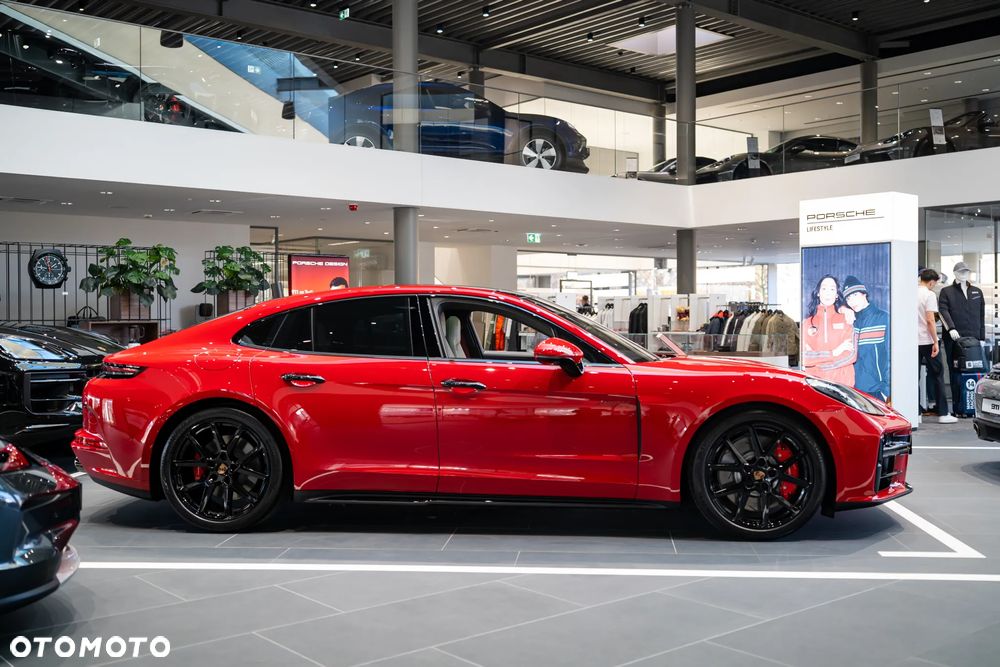 Porsche Panamera - 3
