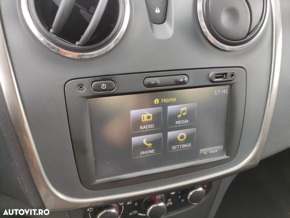 Dacia Sandero Stepway - 12