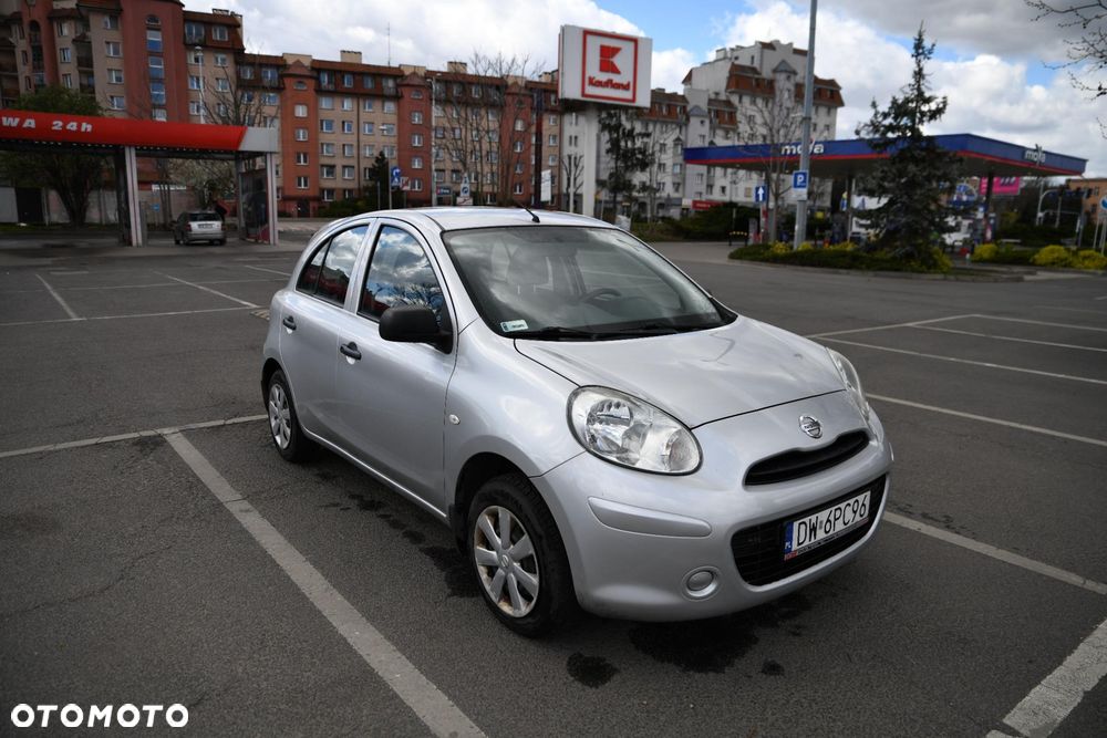 Nissan Micra - 1