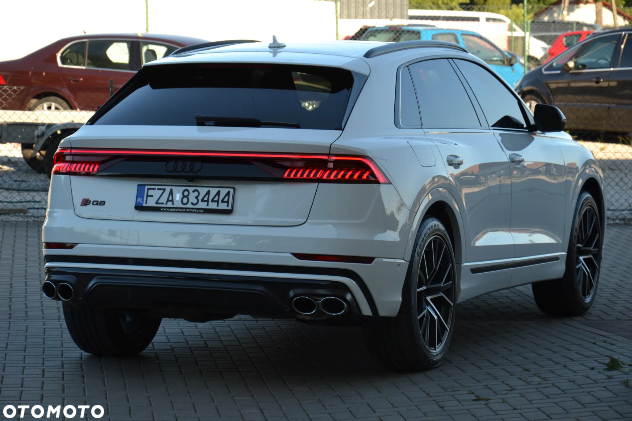 Audi SQ8 - 11