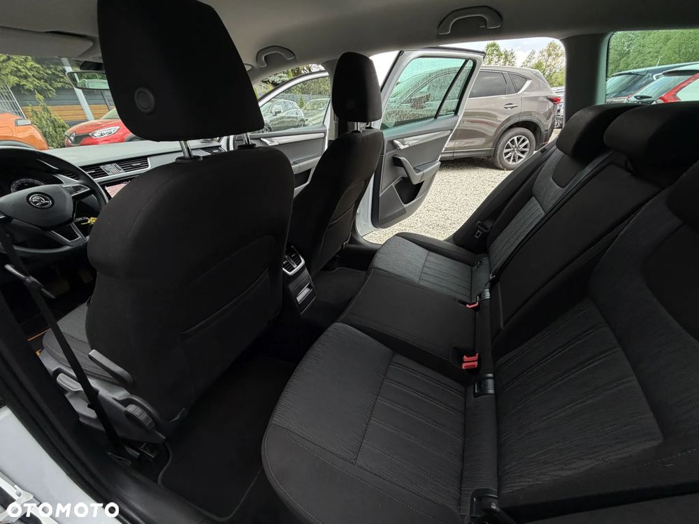 Skoda Octavia 1.5 TSI ACT DSG Ambition - 21