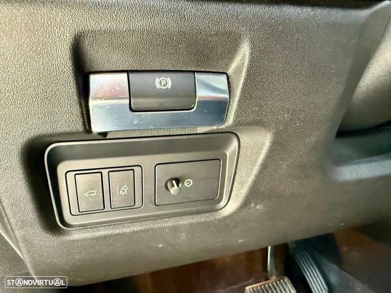 Jaguar E-Pace 2.0 i4D R-Dynamic S AWD Aut. - 25