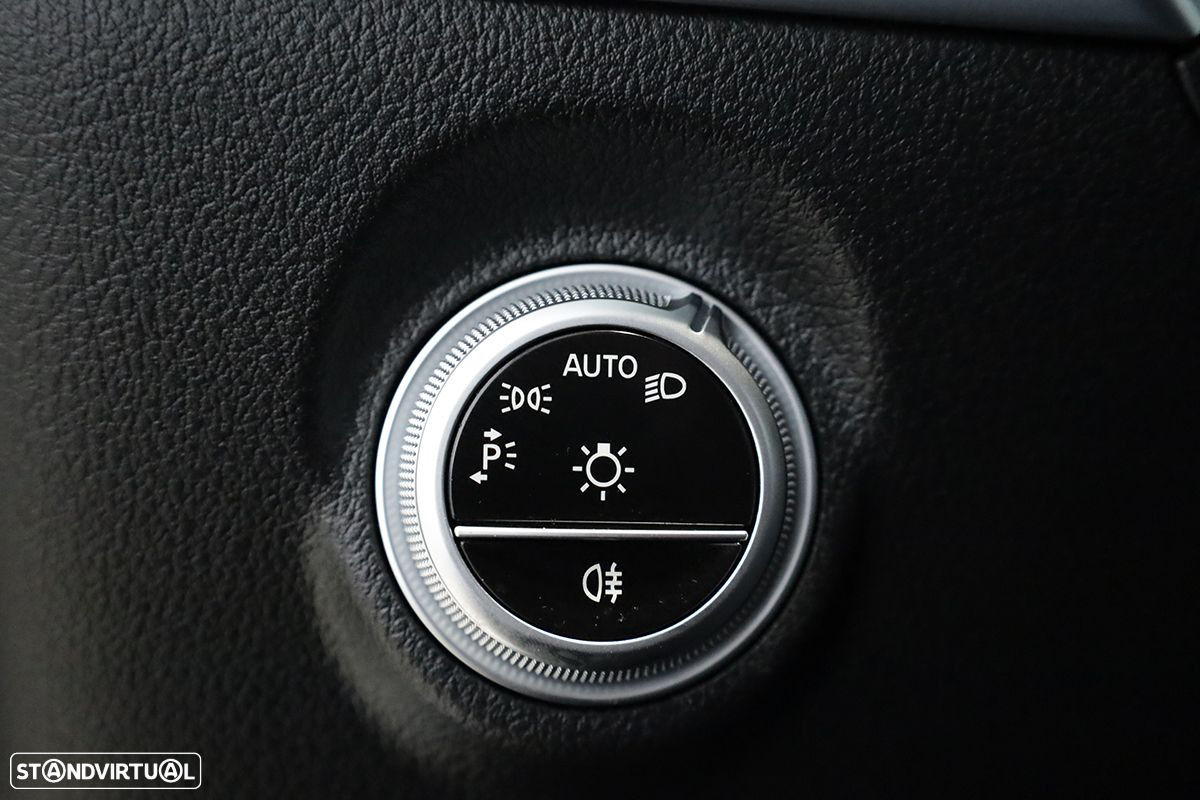 Mercedes-Benz C 220 d Avantgarde - 17