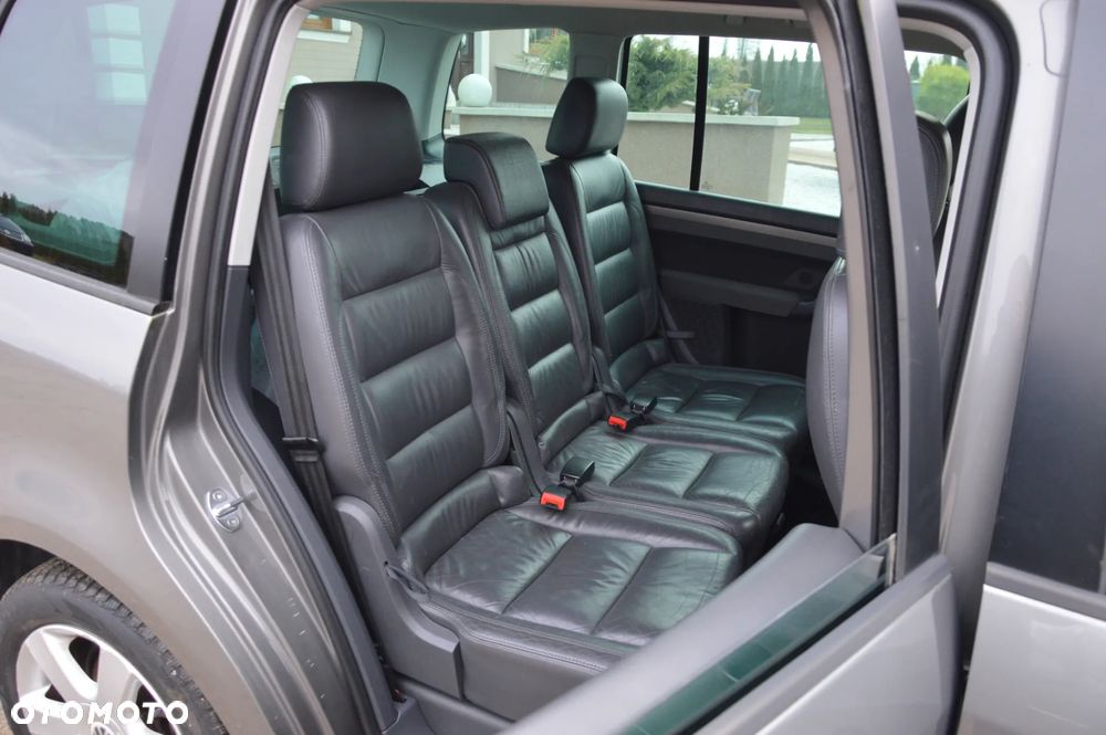 Volkswagen Touran 1.9 TDI Highline - 4