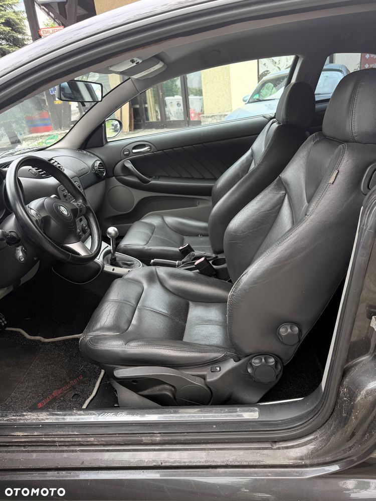 Alfa Romeo GT 1.8TS Impression - 5