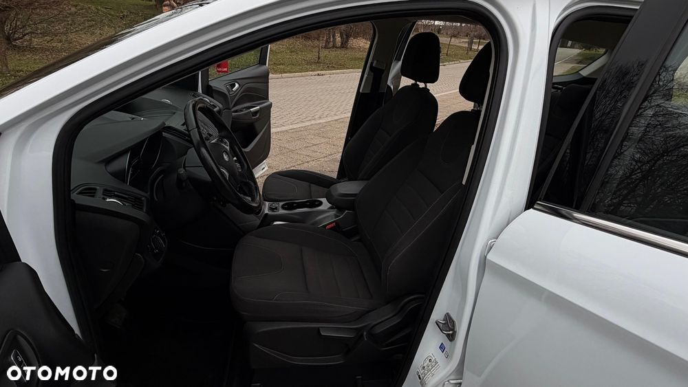 Ford Kuga 2.0 TDCi 4WD Titanium - 10