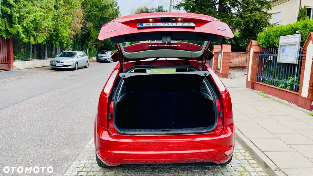 Ford Focus 1.6 Gold X - 15