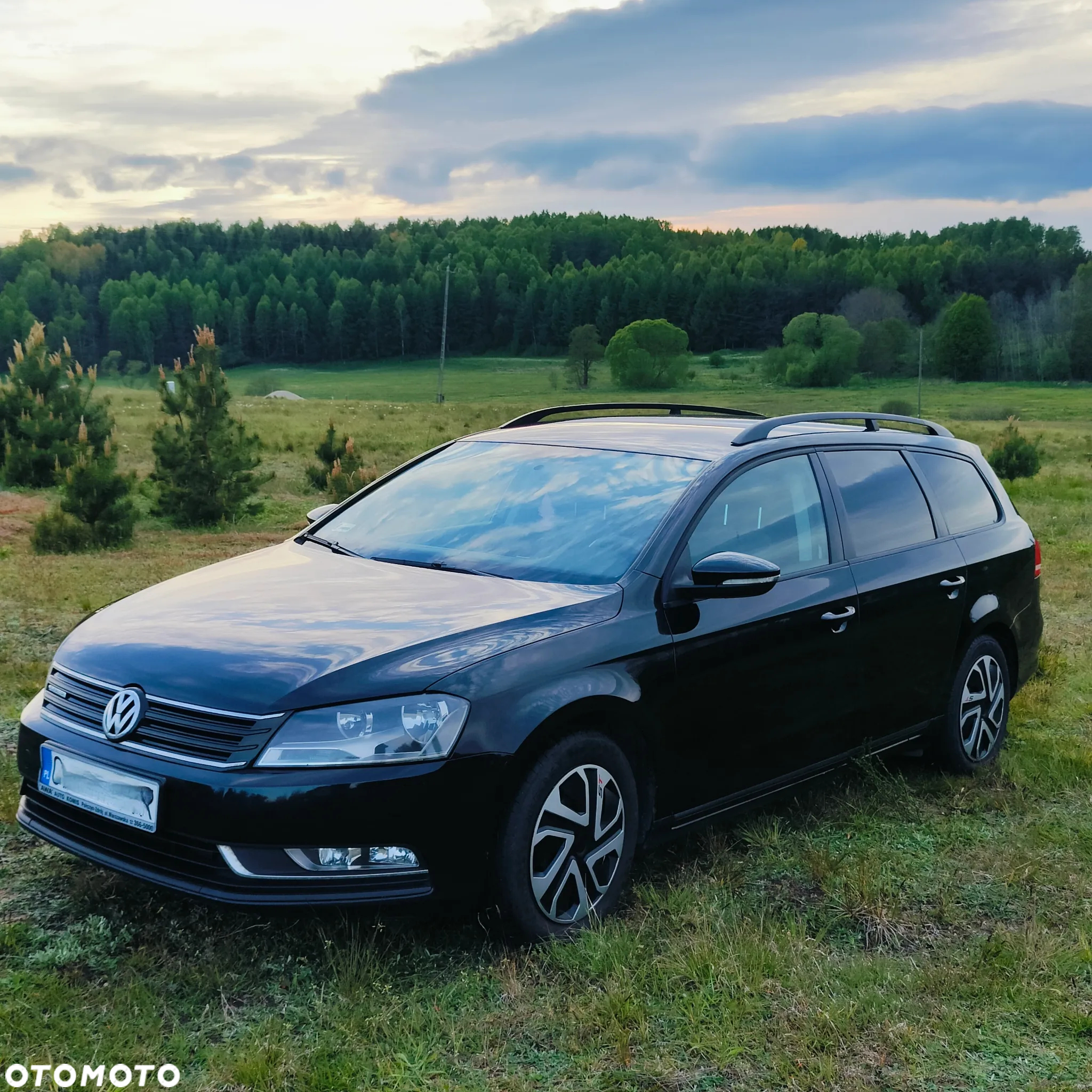 Volkswagen Passat 1.6 TDI Comfortline - 11