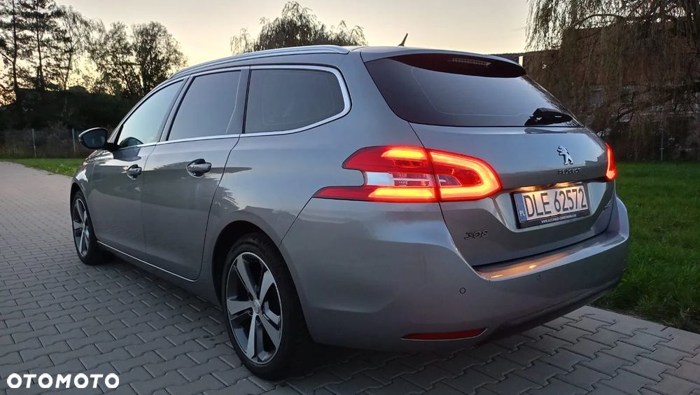 Peugeot 308 - 5