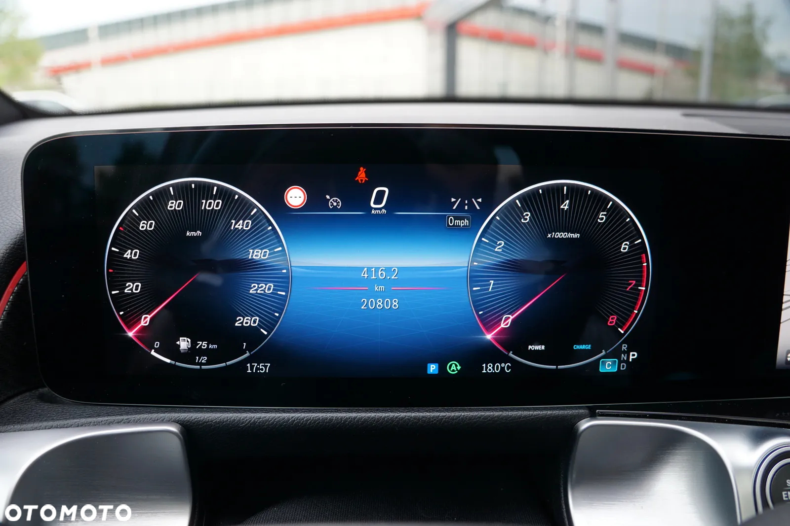 Mercedes-Benz GLB 200 AMG Line 7G-DCT - 14