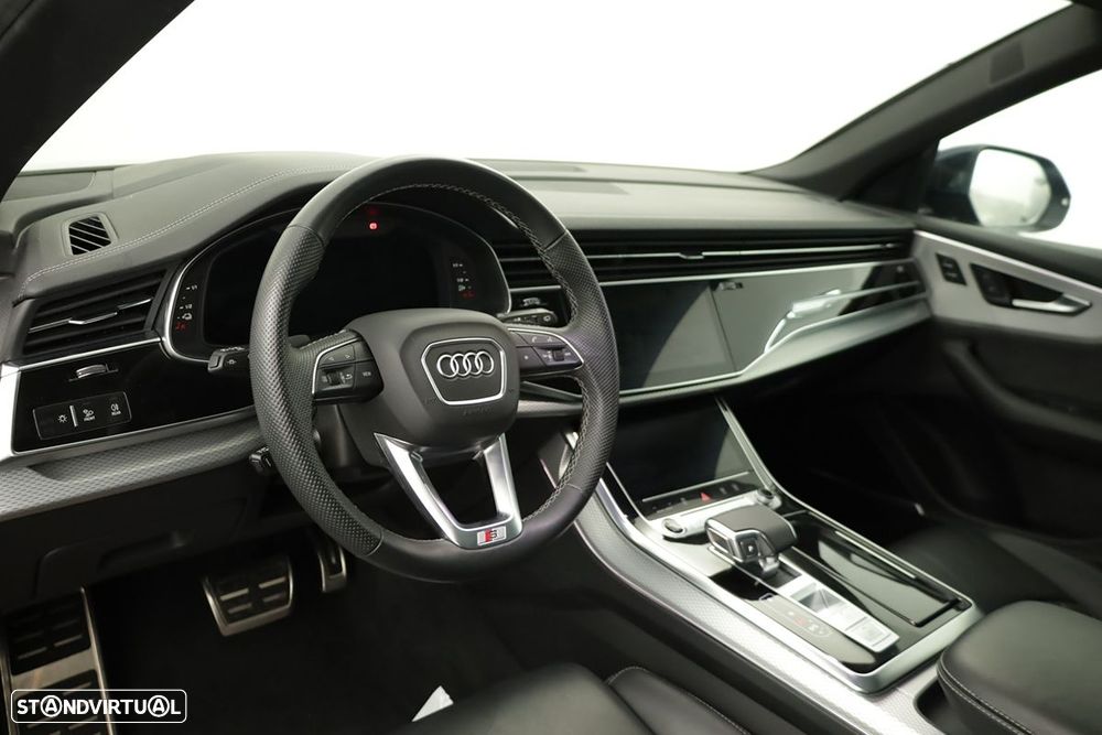 Audi Q8 55 TFSIe quattro Tiptronic - 8