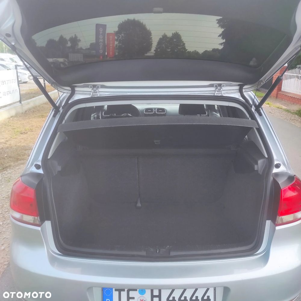 Volkswagen Golf - 15