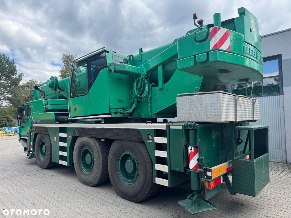 Liebherr LTM 1055-3.2 - 3
