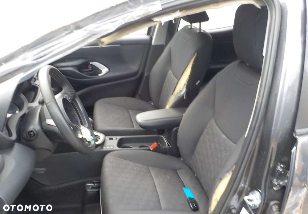 Toyota Yaris - 25