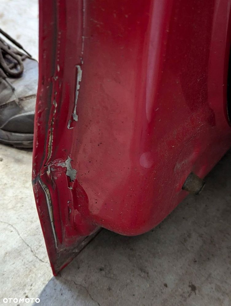 SsangYong Tivoli 1.6 XDI 2014-2023 drzwi przód przednie lewe czerwone - 11