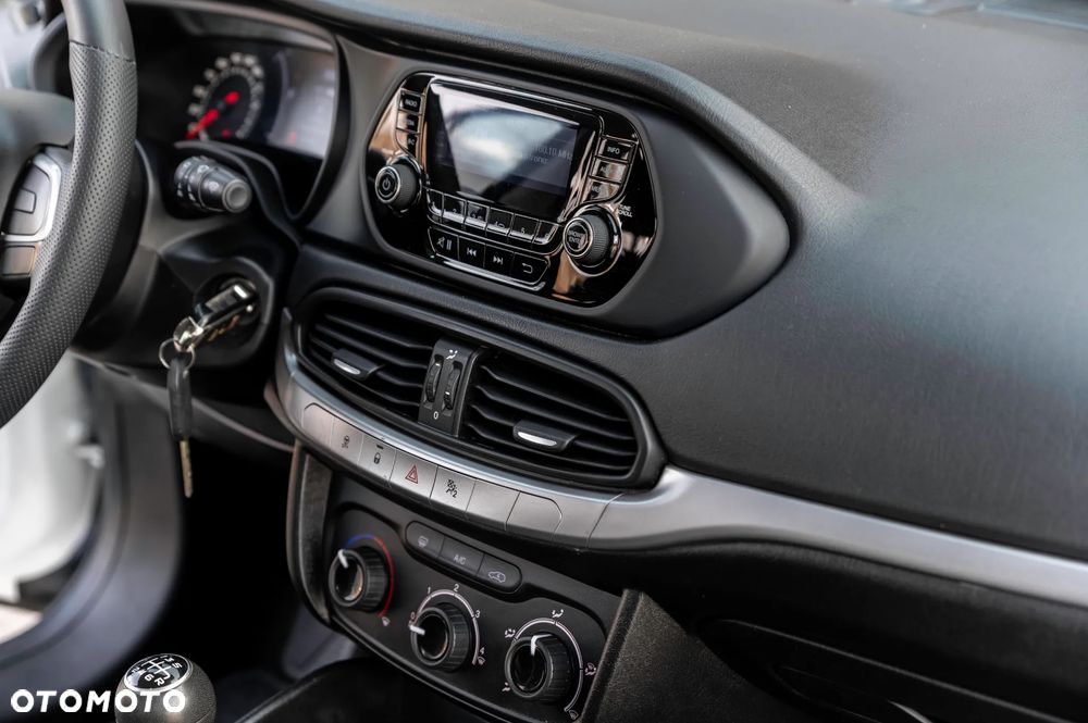 Fiat Tipo 1.4 16V More - 26