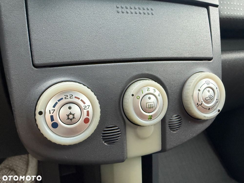 Mitsubishi Colt 1.5 Invite MY08 - 28