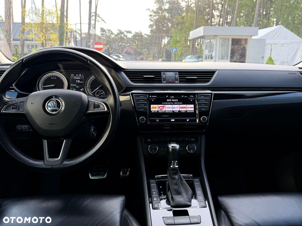 Skoda Superb 2.0 TDI L&K DSG - 6