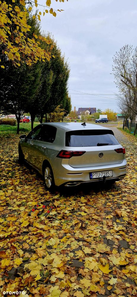 Volkswagen Golf 1.5 eTSI OPF DSG Active - 3