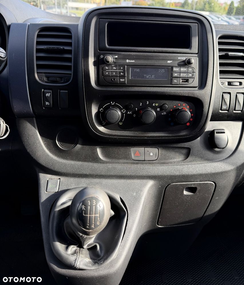 Opel Vivaro - 13