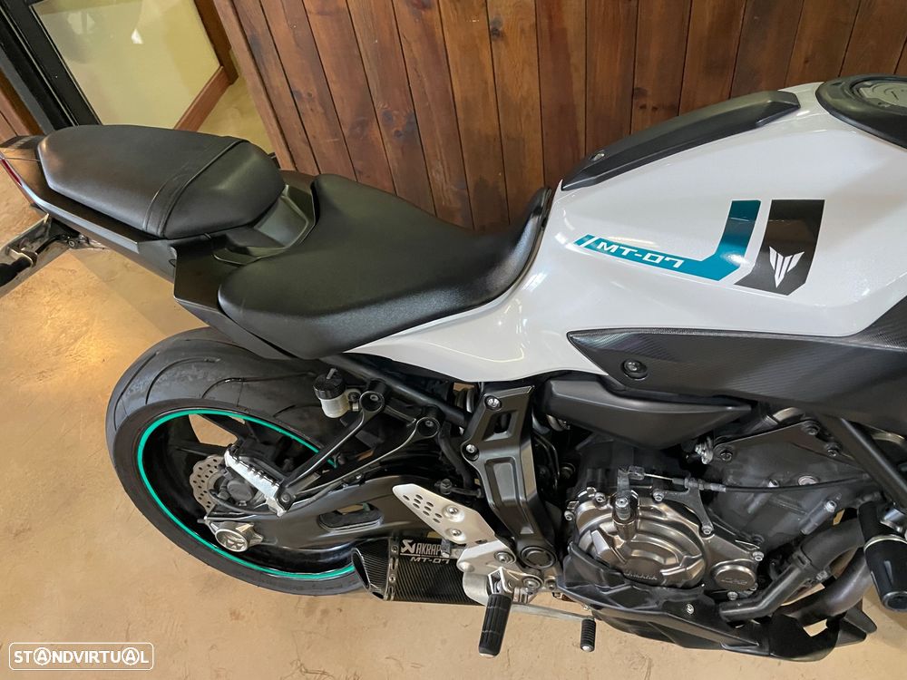 Yamaha MT-07 Akrapovic 55kw - 10