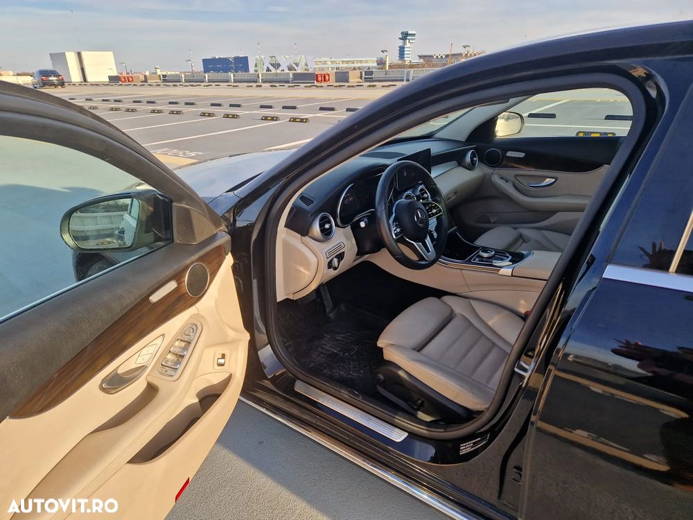 Mercedes-Benz C 200 4MATIC Aut. - 16
