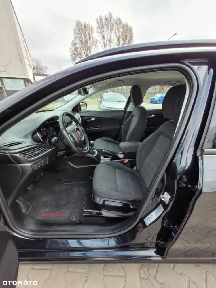 Fiat Tipo 1.4 T-Jet 16v Lounge EU6 - 13