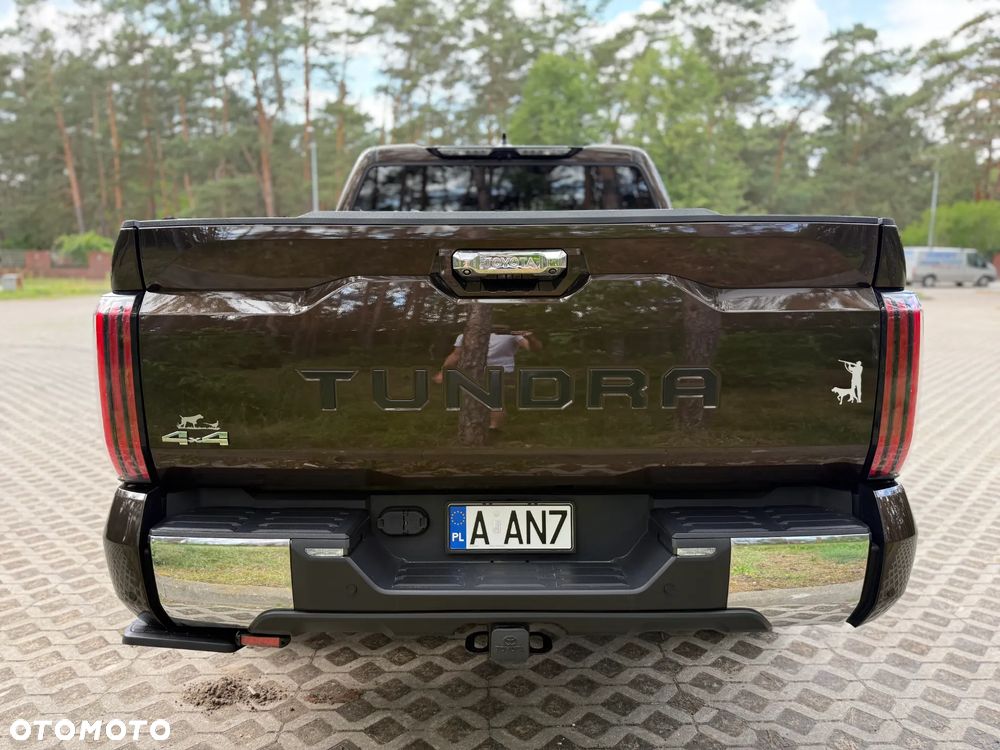 Toyota Tundra - 24
