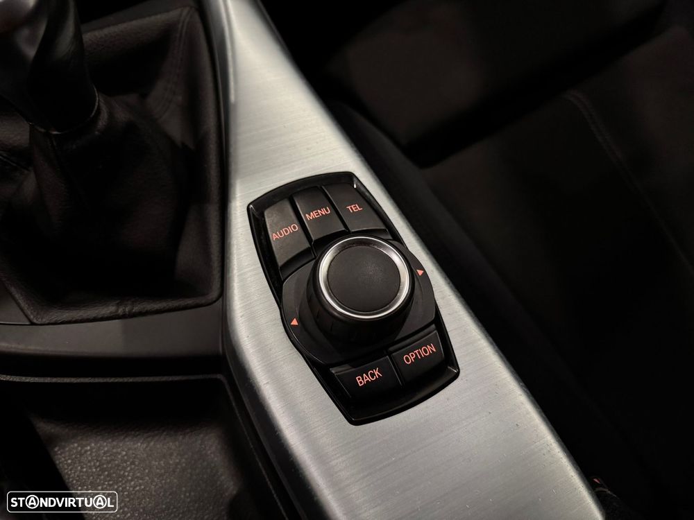 BMW 116 d EDynamics Line Sport - 37