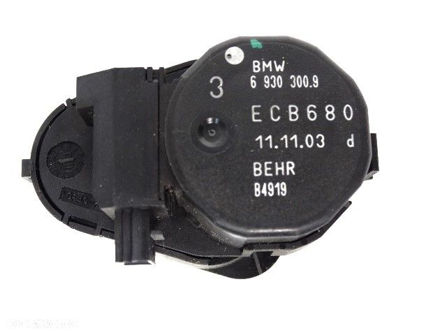 BMW 5 E60  6 E63  Silniczek Silnik Siłownik Nawiewu Nagrzewnicy  64116930300 6930300 64116942994 6942994 - 3