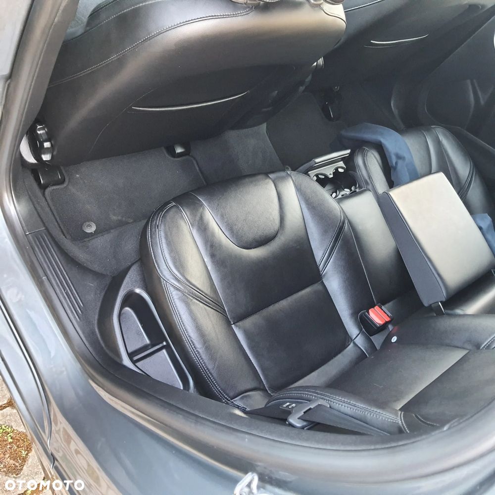 Volvo V40 D4 Geartronic Momentum - 16