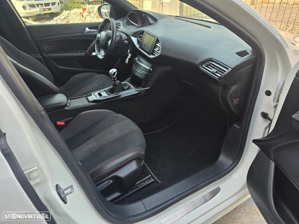 Peugeot 308 BlueHDi FAP 130 Stop & Start GT Pack - 35
