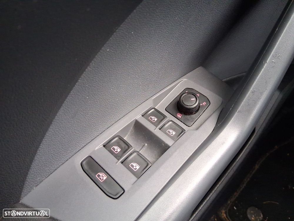 VW T-Cross 1.0 TSI Life - 16