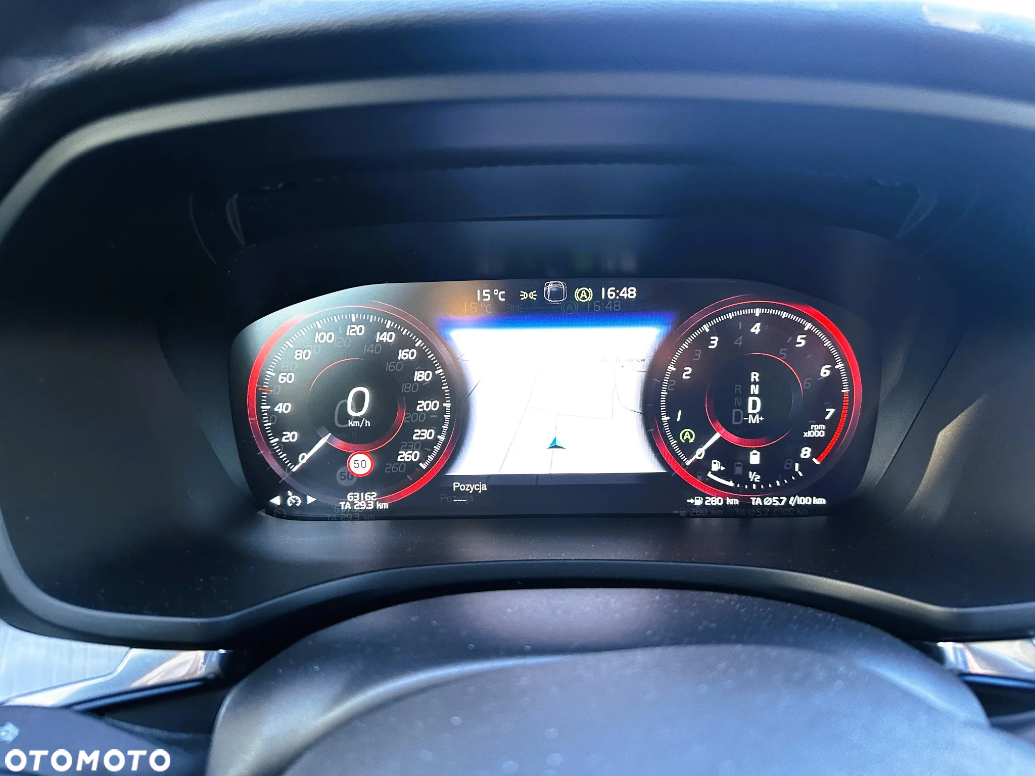 Volvo V60 B3 B Momentum Pro - 24