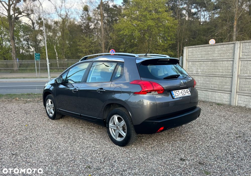 Peugeot 2008 PureTech 110 Style - 4