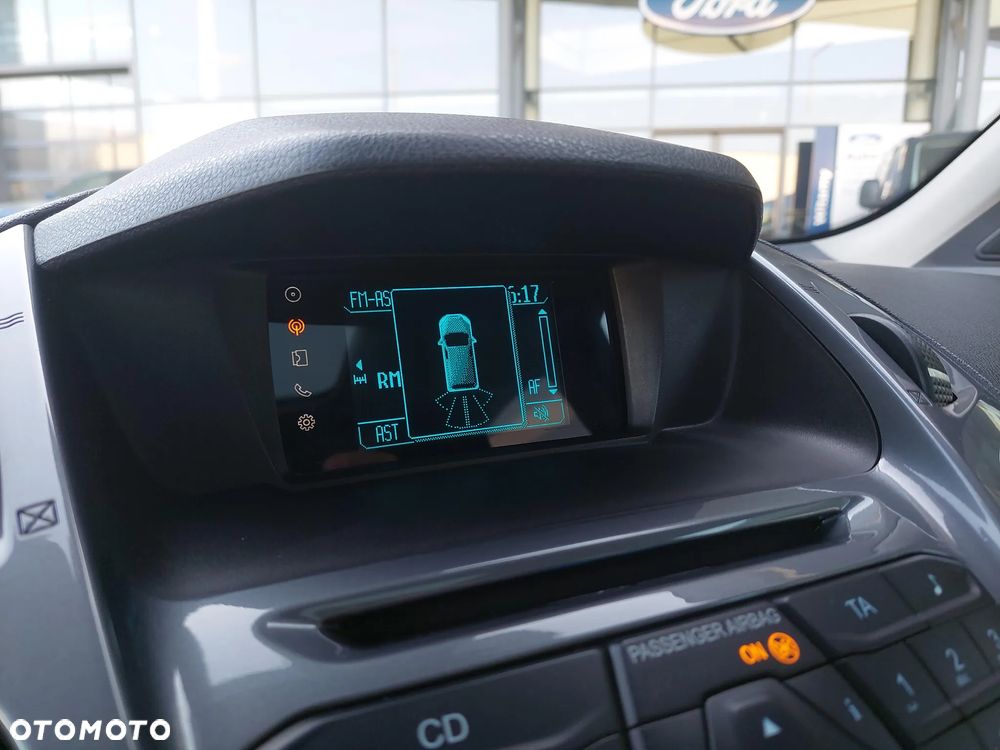 Ford Tourneo Connect 1.5 TDCi Titanium - 28