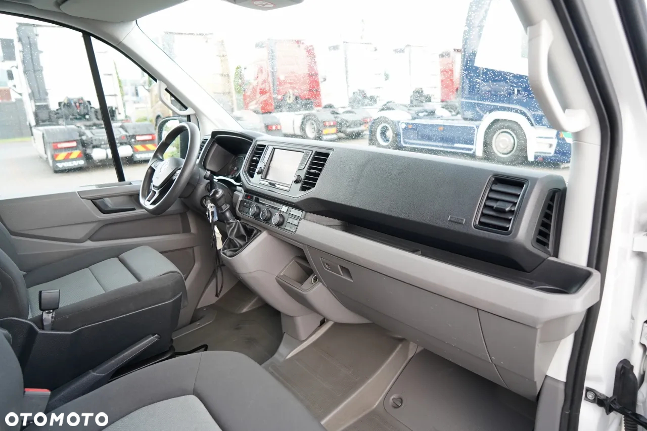 Volkswagen CRAFTER  / 2.0 D / FURGON BLASZAK / NAJAZD ALUMINIOWY /  DMC: 3500 KG / 2018 ROK / SPROWADZONY / PO KONTRAKCIE SERWISOWYM - 36