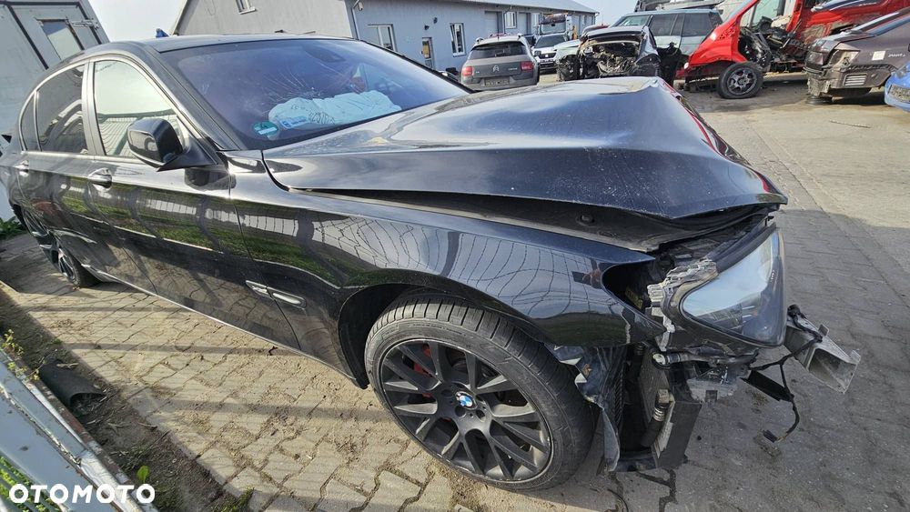 BŁOTNIK PRAWY PRZÓD BMW 750I L 7 F01 475 BLACK SAPPHIRE - 1