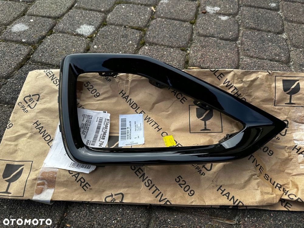 audi q2 lift kratka zderzaka prawy tył 81a807968b - 5