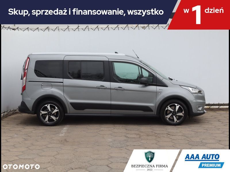 Ford Transit Connect - 8